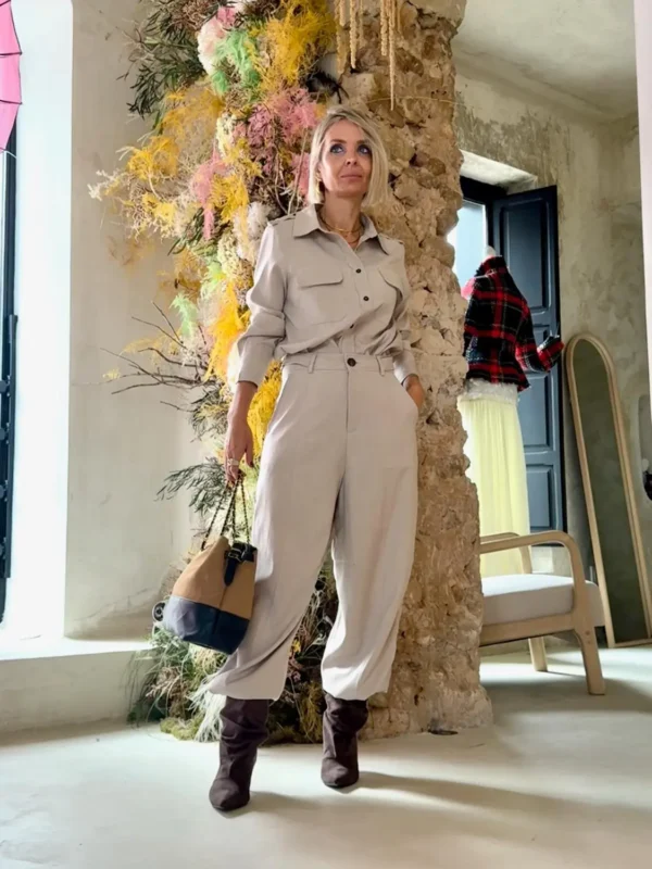 Conjunto Gris de Camisa y Pantalón Estocolmo