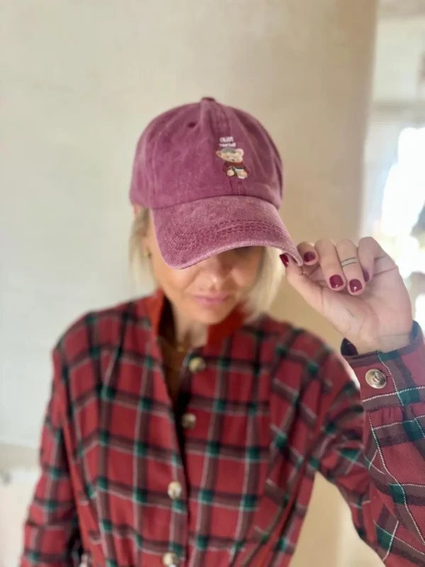 Gorra granate con bordado Bristol