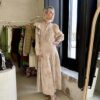 Conjunto de dos piezas en elegante tono beige
