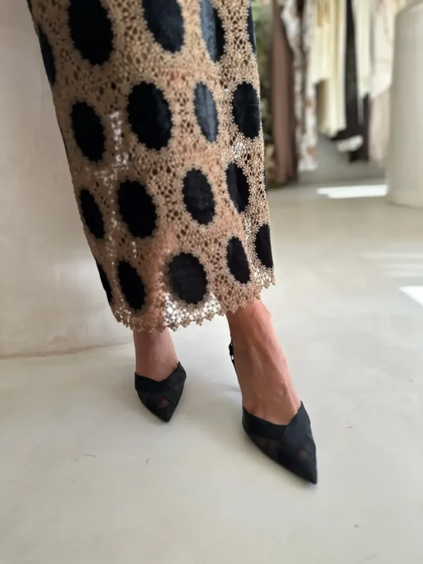 Stilettos negro de malla elegante
