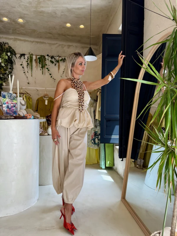 Conjunto de Top Globo y Pantalón Bombacho Beige Milán