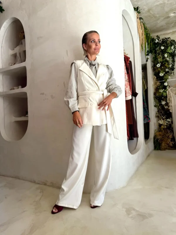 Conjunto Chaleco y Pantalón Blanco Crudo