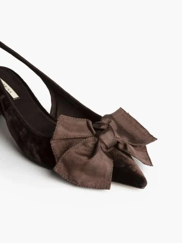 Zapato Destalonado de Terciopelo Marrón con Lazada