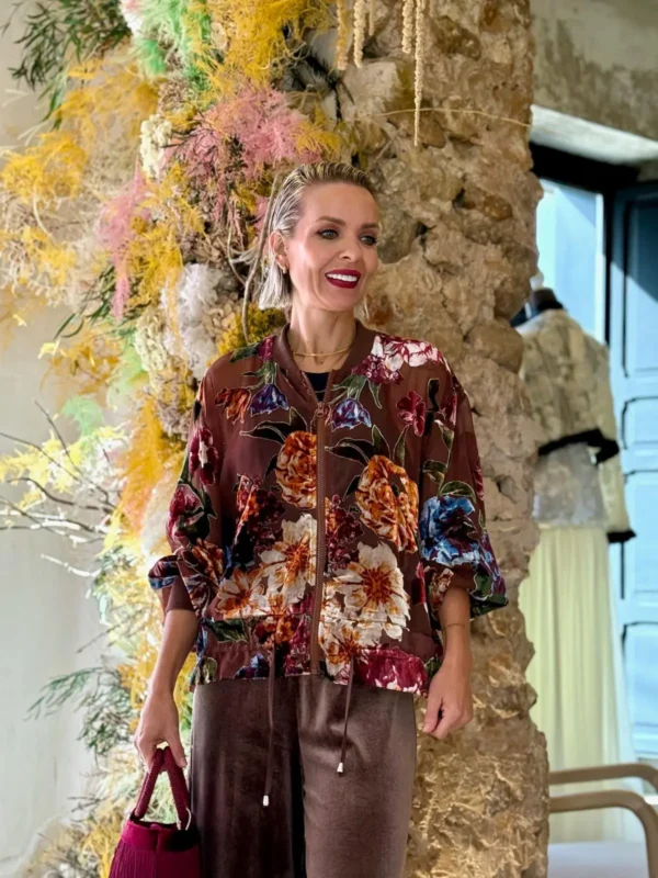 Chaqueta Bomber de Terciopelo Devoré con Estampado Floral