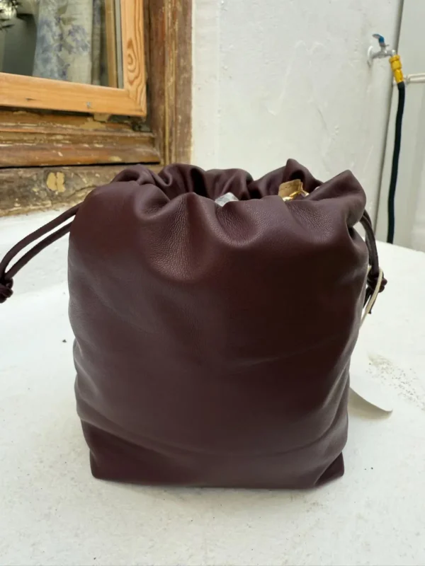 Bolso Bombonera de Piel en Color Granate