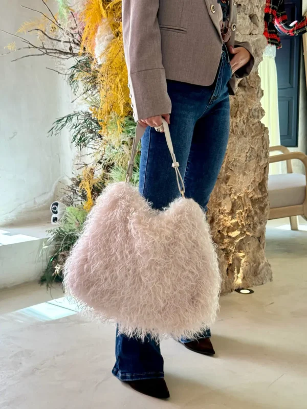 Bolso Hobo de Pelo Rizado Sintético en Tone Blanco Roto