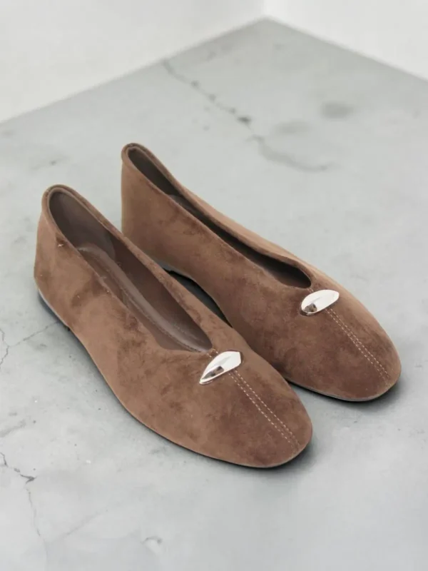 Bailarina Serena Camel Toledo
